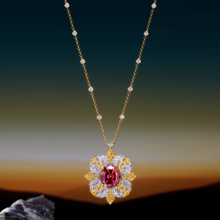 Mouawad Celebrates Dubai Mall Opening with Illuminated Wonders Collection