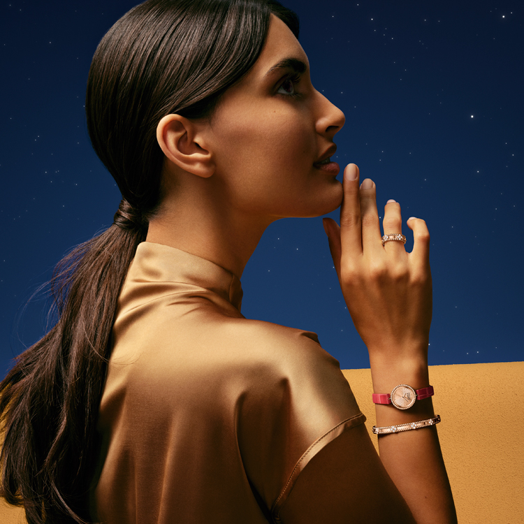 Van Cleef & Arpels Celebrates Ramadan with Perle´e Creations and a Calligraphy Collaboration with Khalid Shahin