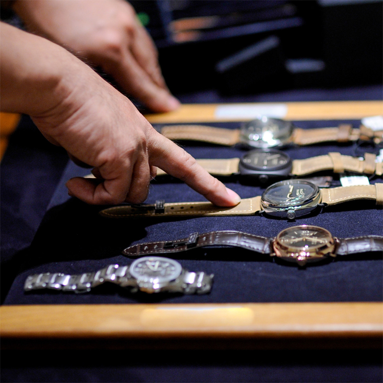Swiss Watch Exports See Mixed Performance in June 2025